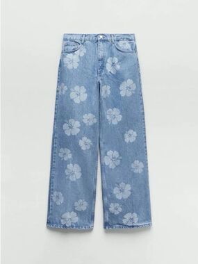 Zara Light Blue Wide-Leg Jeans with White Floral Print Size 4